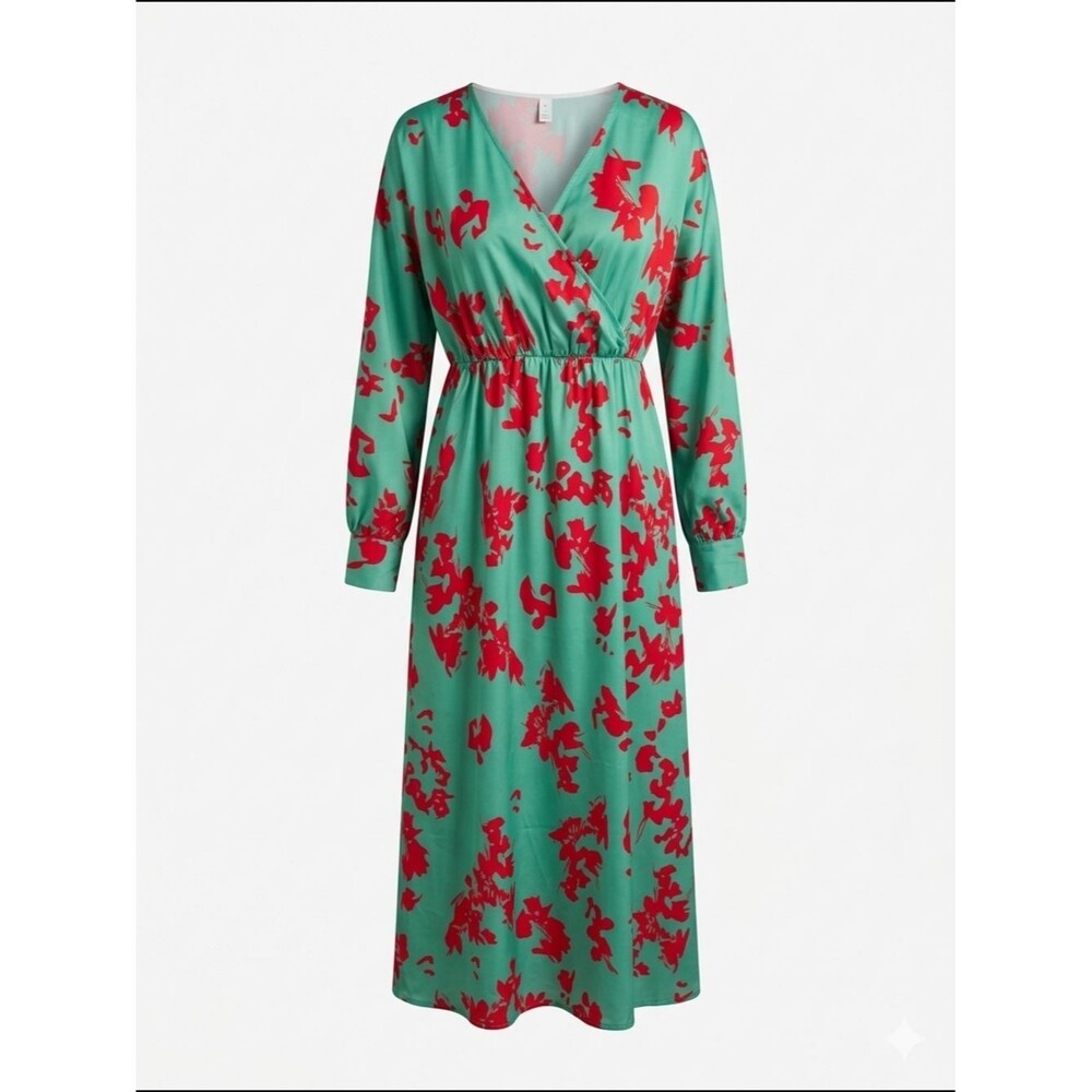​NWT Made With ❤️ Sustainable Mint Green & Red Floral Maxi Dress - Large